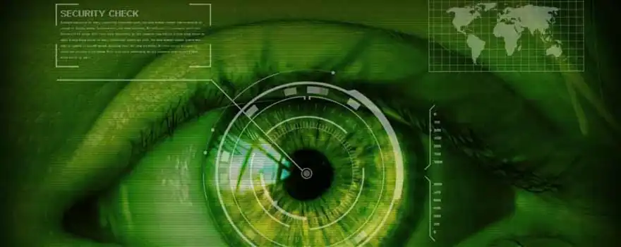Grünes Cybersicherheitsbild mit Auge drauf